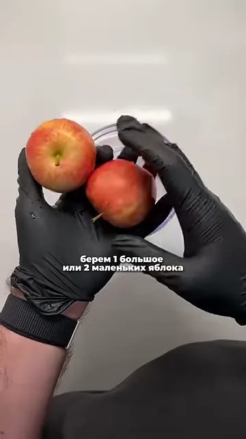 Шаг 2: выливают смесь в тарелку