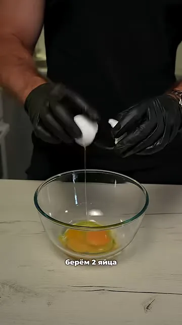 Куриный пирог с грибами и сыром