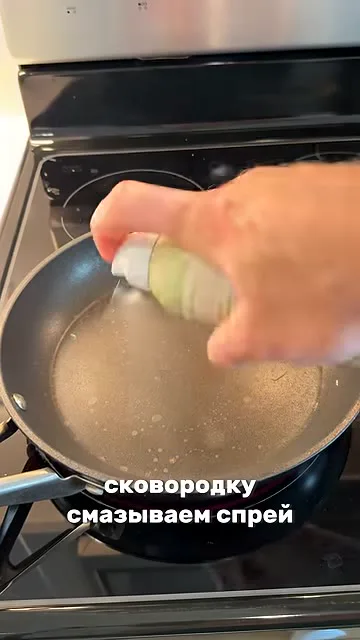 Лаваш с помидорами, яйцами, колбаской и сыром