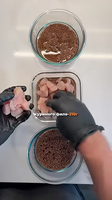 Шаг 3: Выложить куриное филе