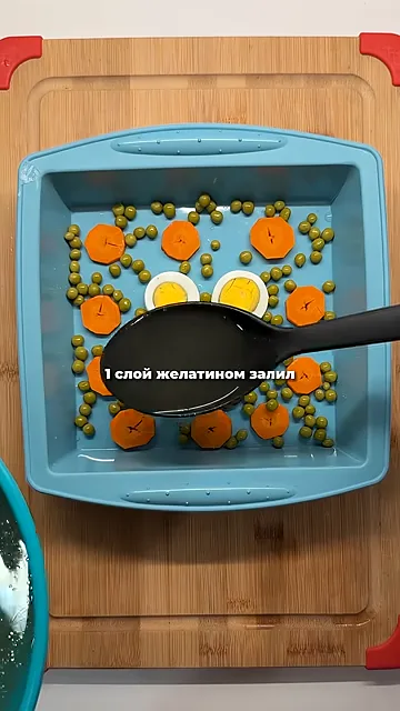 Шаг 5: Залить первый слой желатином