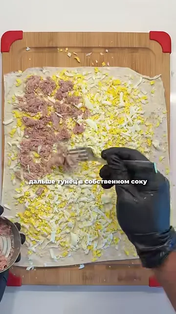 Рыбный белковый рулет