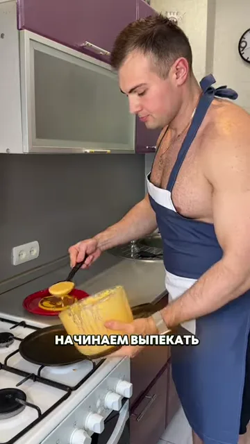 Шаг 7: Выпекаем блинчики на сковороде без масла