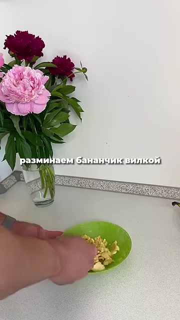 Шоколадный кекс с бананом и протеином